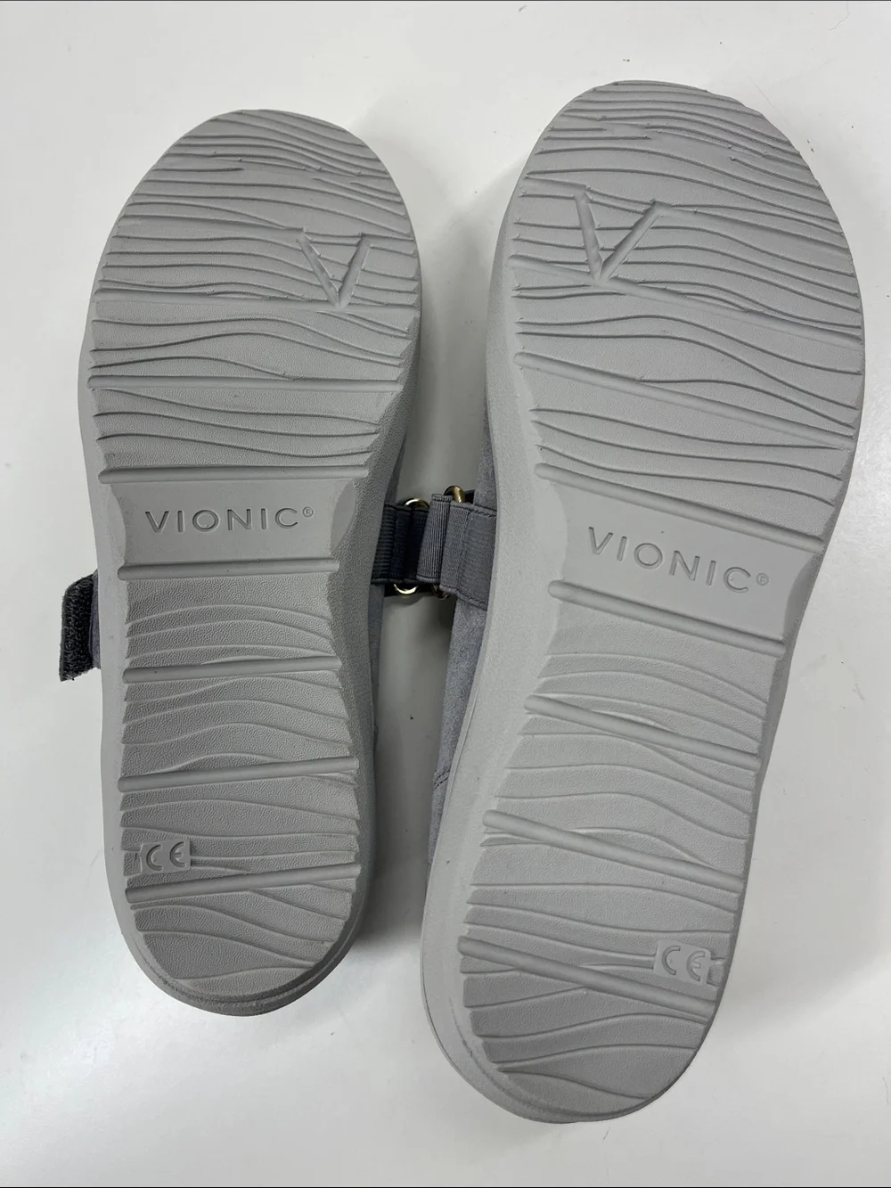 New Vionic Shelby Women's Gray Suede Mary Jane Slip-on Comfort Shoe Size 9.5